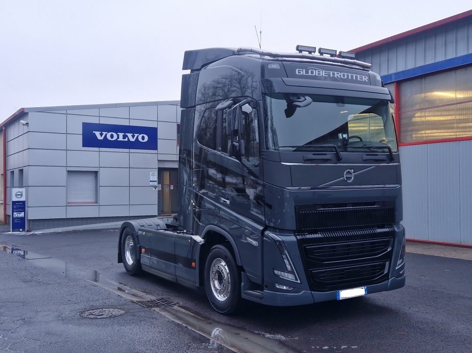 spécialiste poids lourds Velay Services Trucks